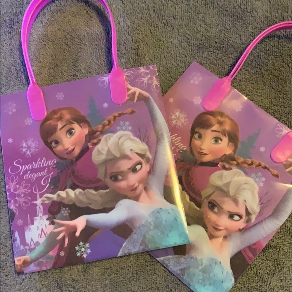 Little frozen bags